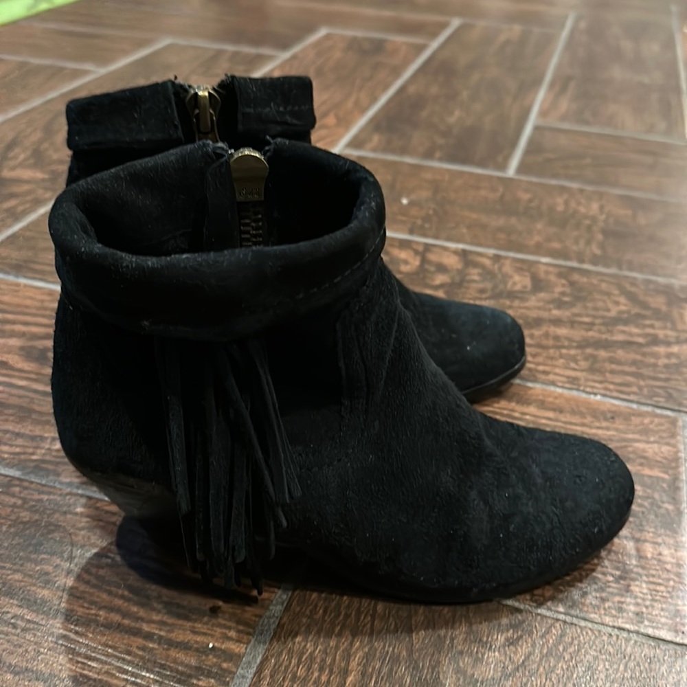 Women black Sam Edelman fringe boots